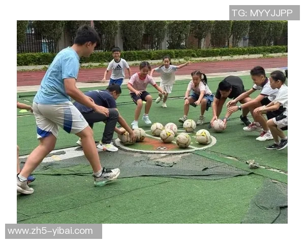 幼儿足球教学视频全攻略让孩子们快乐学习足球技巧与团队合作
